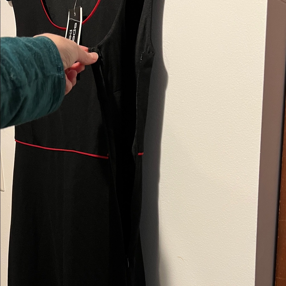 Spense Black and Red Mini Dress - Picture 5 of 8